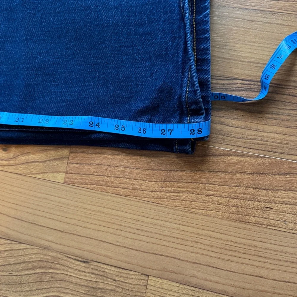 Men's BlueMutual Weave The Bootcut Jeans